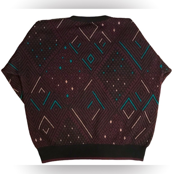 Wool knit crewneck sweater plum color with turquoise and white geometric pattern - Picture 4 of 5